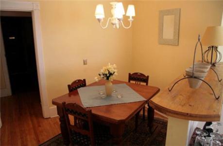La Boheme Restaurant & B&B Edmonton Chambre photo